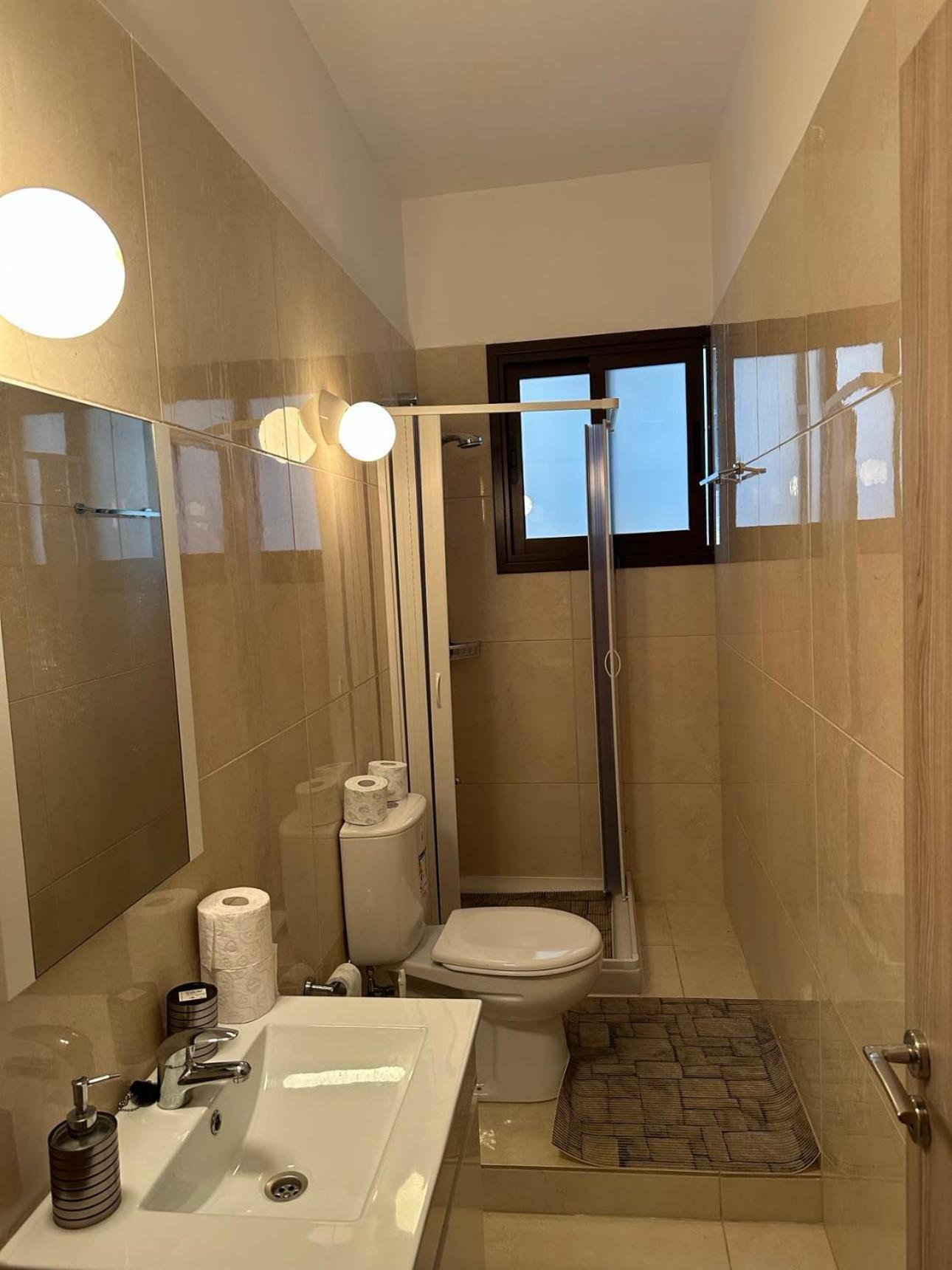 Chariandry Residence, Centre Apartment